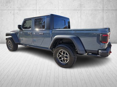Used 2025 Jeep Gladiator Rubicon w/ Convenience Group image 5