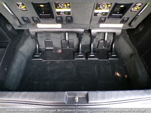 Used 2015 Toyota Sienna SE image 10