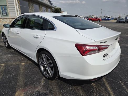 Used 2022 Chevrolet Malibu LT FWD image 5