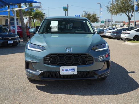 Used 2026 Honda HR-V LX image 2