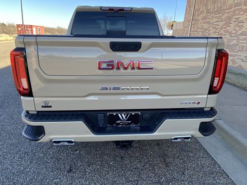 Used 2023 GMC Sierra 1500 AT4 w/ Technology Package image 7