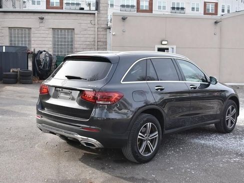 Used 2020 Mercedes-Benz GLC 300 4MATIC image 5