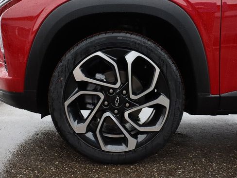 New 2026 Chevrolet Trax RS w/ Sunroof Package image 24