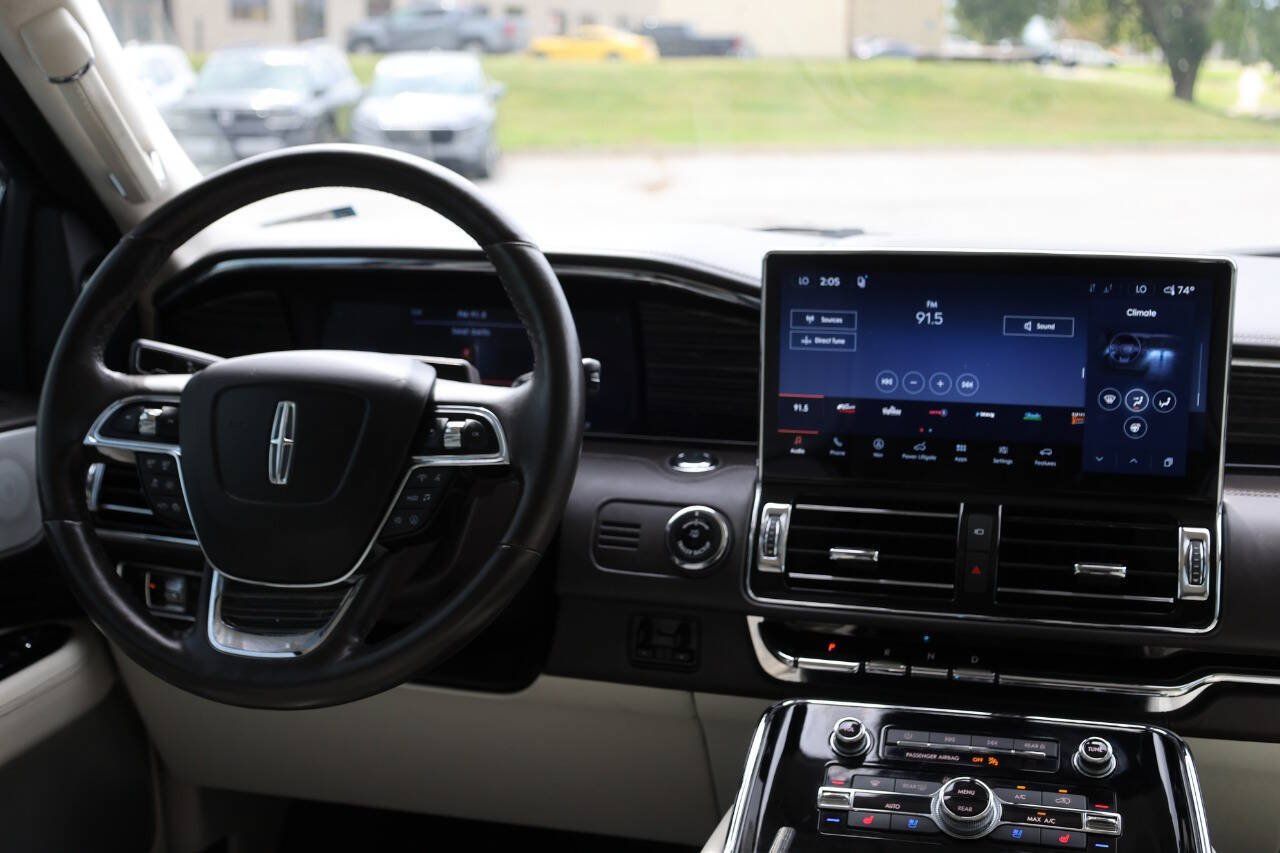 Used 2022 Lincoln Navigator L Black Label AWD/4WD image 25