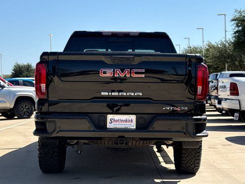 Used 2022 GMC Sierra 1500 AT4X AWD/4WD image 8