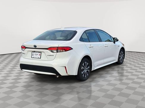 Used 2021 Toyota Corolla LE FWD image 7