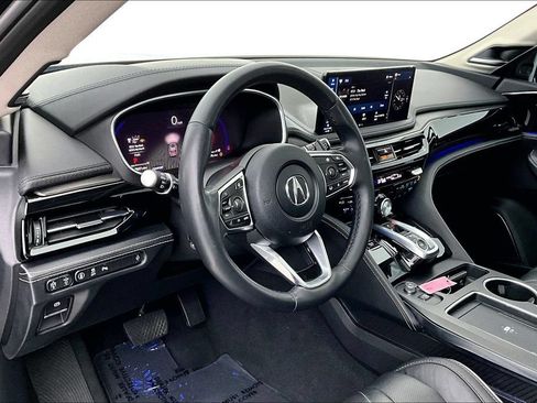 Certified 2025 Acura MDX SH-AWD w/ Advance Package image 16