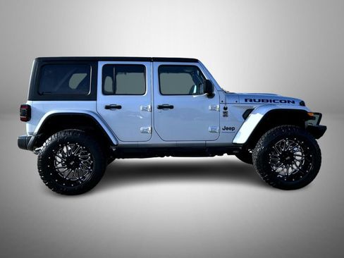 Used 2023 Jeep Wrangler Unlimited Rubicon 4xe w/ Cold Weather Group AWD/4WD image 4