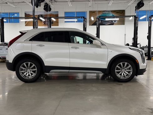 Used 2020 Cadillac XT4 Premium Luxury w/ Driver Awareness Package FWD image 8