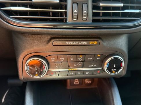 Used 2025 Ford Escape ST-Line Select AWD/4WD image 24