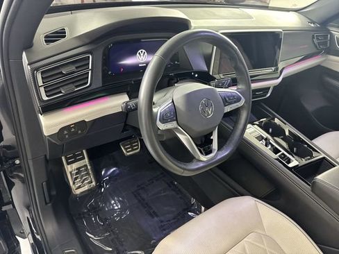 Used 2024 Volkswagen Atlas Cross Sport SEL Premium R-Line image 22