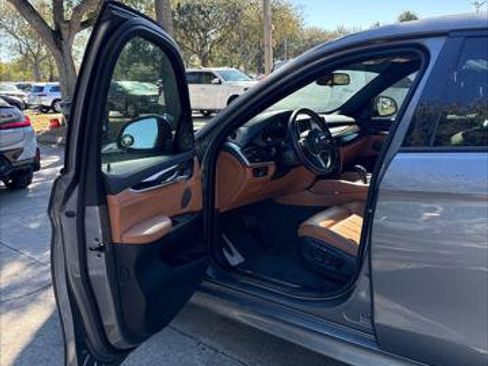 Used 2019 BMW X6 xDrive35i w/ M Sport Package image 10