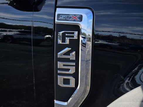 Used 2018 Ford F450 XL w/ STX Appearance Package image 7