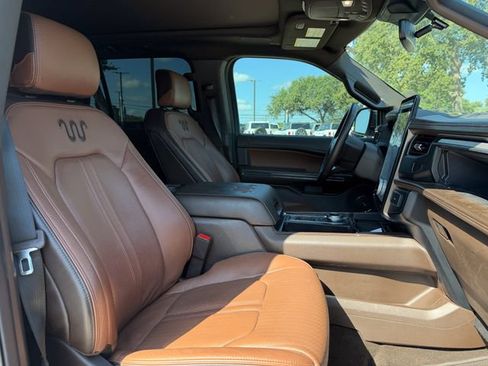 Used 2024 Ford Expedition King Ranch RWD image 17