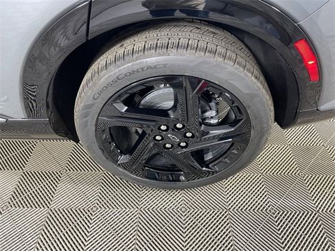 New 2026 Chevrolet Equinox EV RS image 18