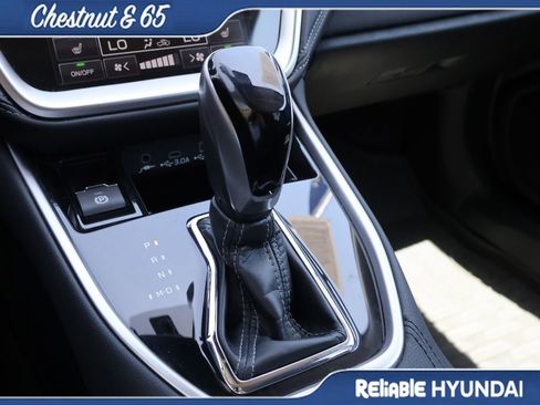 Used 2025 Subaru Outback Premium w/ Popular Package #1A AWD/4WD image 39