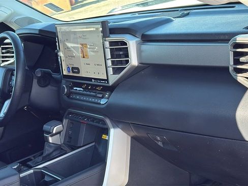 Used 2024 Toyota Tundra Limited image 26