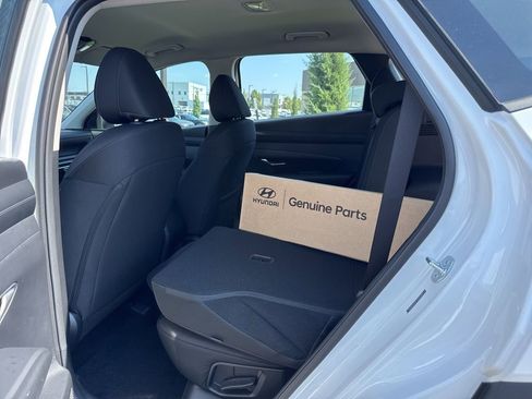 New 2026 Hyundai Tucson SE image 9