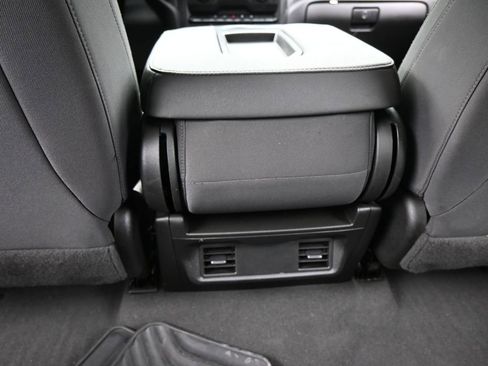 Used 2022 Chevrolet Silverado 1500 Custom image 39