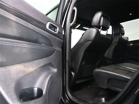 Used 2019 Jeep Grand Cherokee Altitude image 13