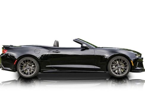 Used 2018 Chevrolet Camaro ZL1 w/ LPO, ZL1 Protection Package RWD image 2