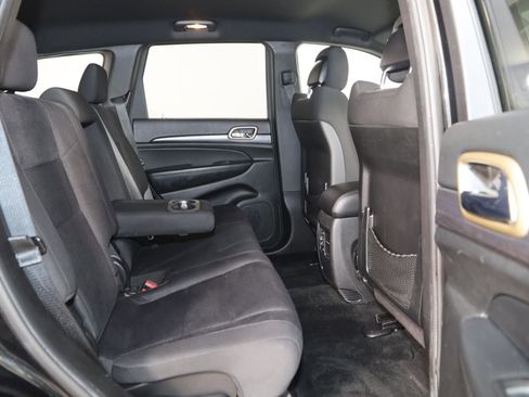 Used 2014 Jeep Grand Cherokee Laredo w/ Quick Order Package 23E AWD/4WD image 11
