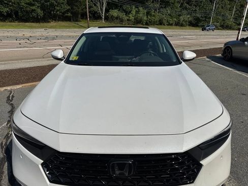 Used 2024 Honda Accord EX-L image 4