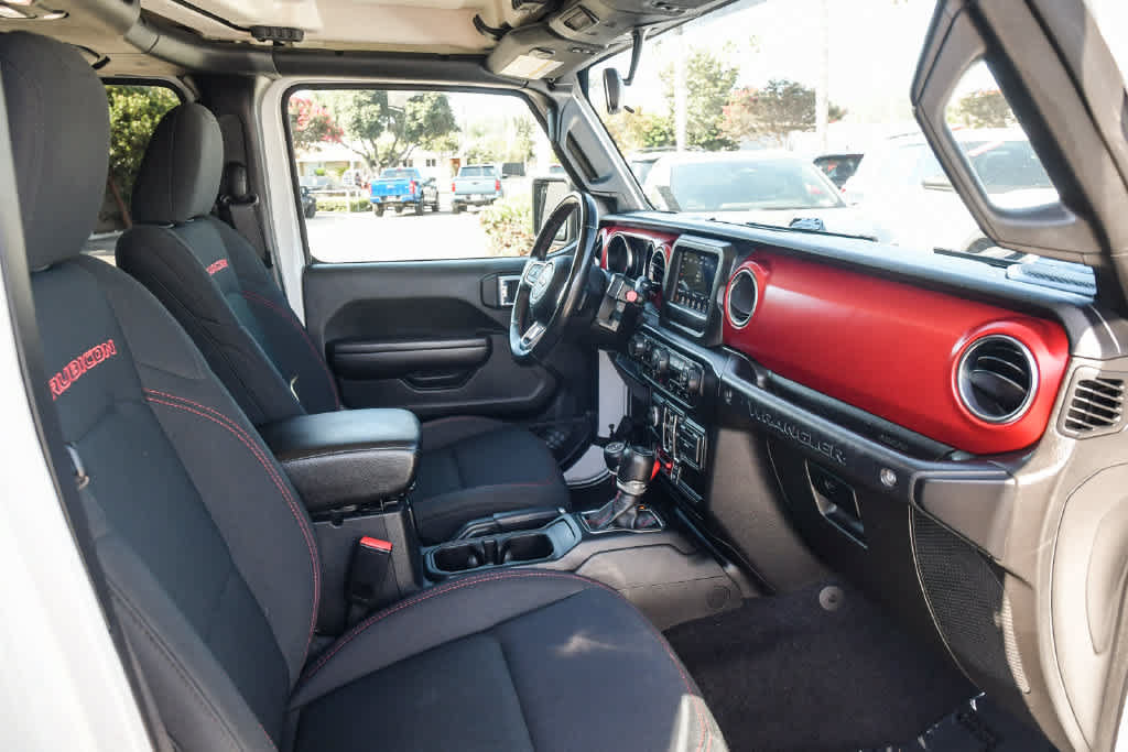 Used 2021 Jeep Wrangler Unlimited Rubicon w/ Safety Group AWD/4WD image 16