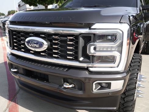 Used 2024 Ford F350 Limited w/ FX4 Off-Road Package AWD/4WD image 30