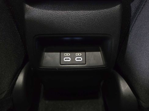 Used 2023 Toyota Corolla LE image 17