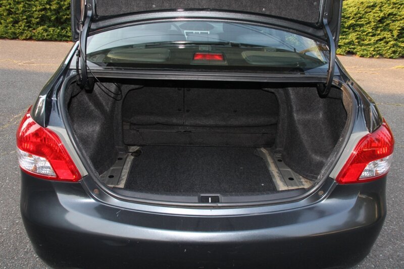 Used 2007 Toyota Yaris Sedan w/ PWR Pkg w/Steel Wheels FWD image 15