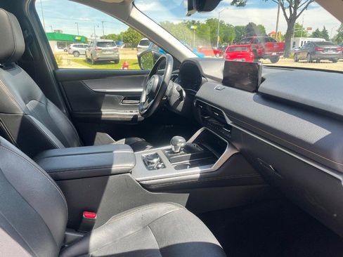 Used 2024 MAZDA CX-90 3.3 Turbo w/ Premium Package AWD/4WD image 13