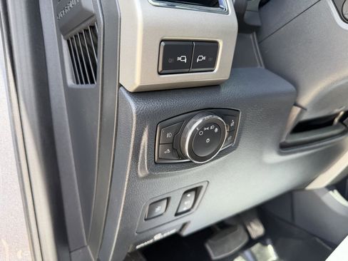 Used 2022 Ford F250 Lariat w/ Lariat Ultimate Package AWD/4WD image 20