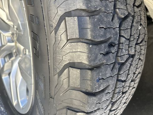 Used 2020 Chevrolet Silverado 1500 LT w/ All-Star Edition image 8