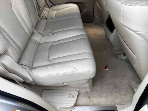 Used 2019 Lexus LX 570 4WD w/ Luxury Package image 54