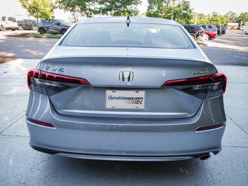 Used 2024 Honda Civic Sport image 10
