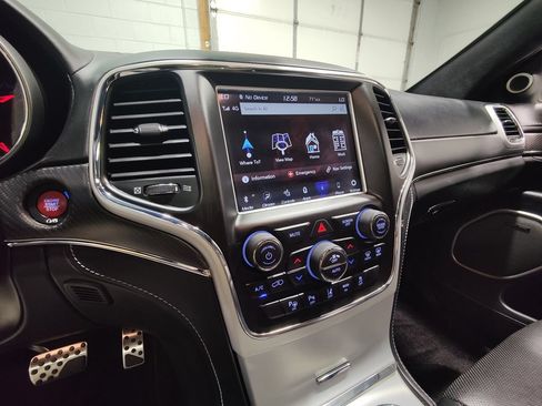 Used 2018 Jeep Grand Cherokee SRT AWD/4WD image 35