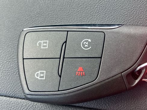 New 2027 GMC Terrain Elevation w/ LPO, Floor Liner Package FWD image 32