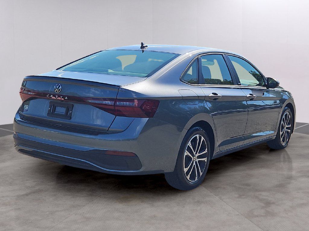 Certified 2026 Volkswagen Jetta Sport FWD image 4