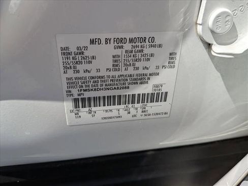 Used 2022 Ford Explorer XLT w/ Equipment Group 202A AWD/4WD image 27