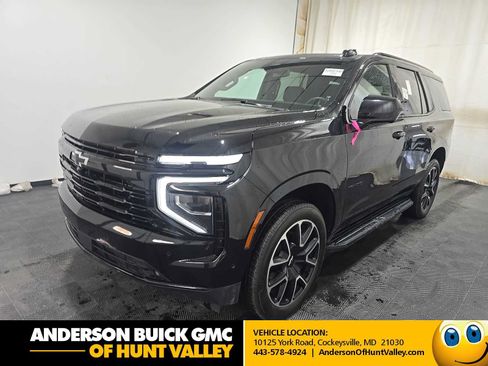 Used 2025 Chevrolet Tahoe RST AWD/4WD image 1