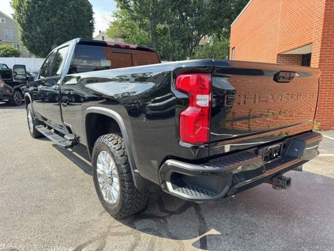 Used 2020 Chevrolet Silverado 3500 High Country w/ Z71 Off-Road Package image 3