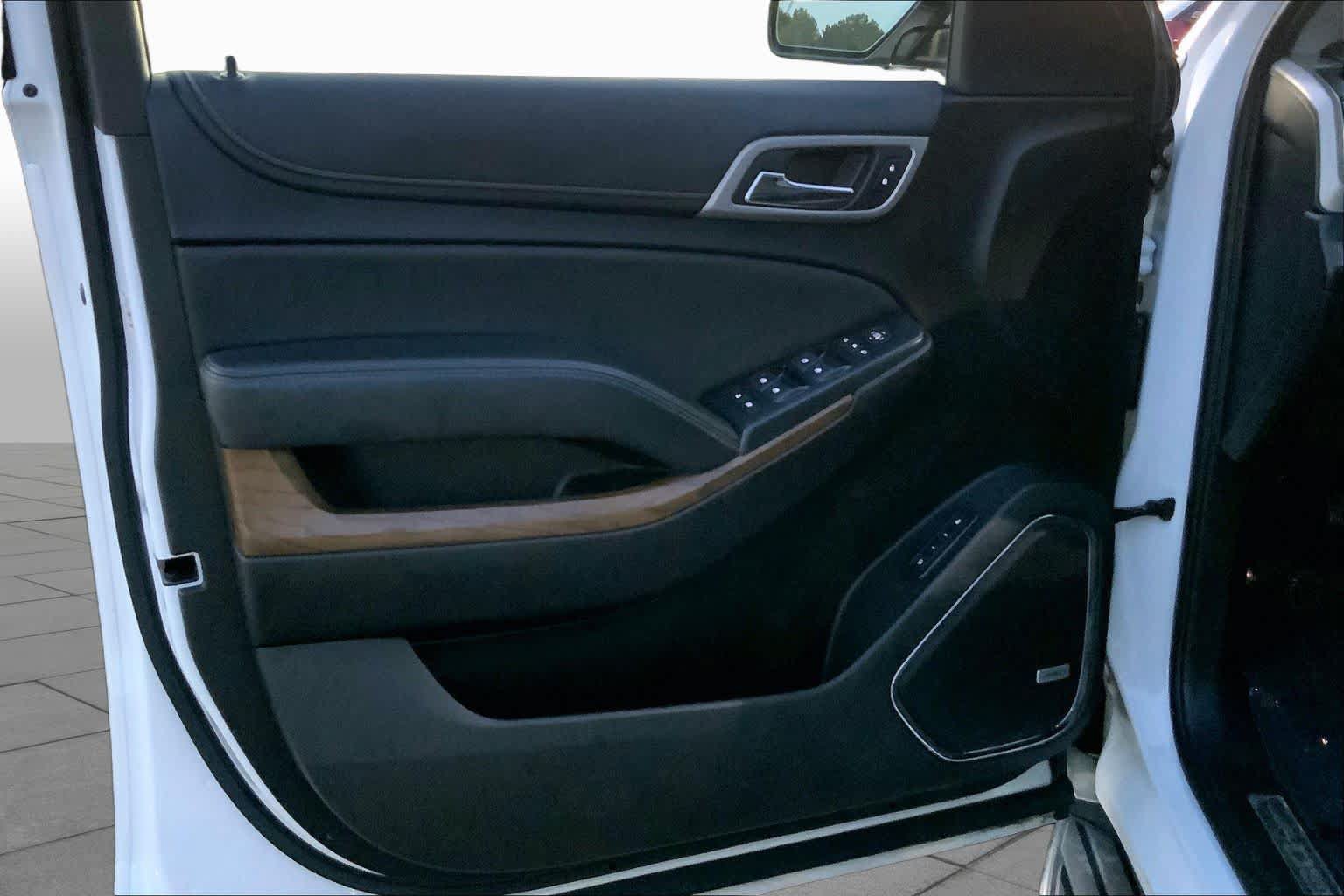Used 2019 GMC Yukon XL Denali AWD/4WD image 19