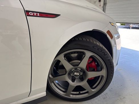 Used 2024 Volkswagen GTI Autobahn image 5