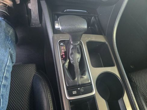 Used 2020 Kia Optima S image 11