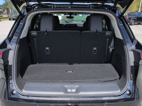 New 2026 INFINITI QX60 Luxe w/ Cargo Package image 14