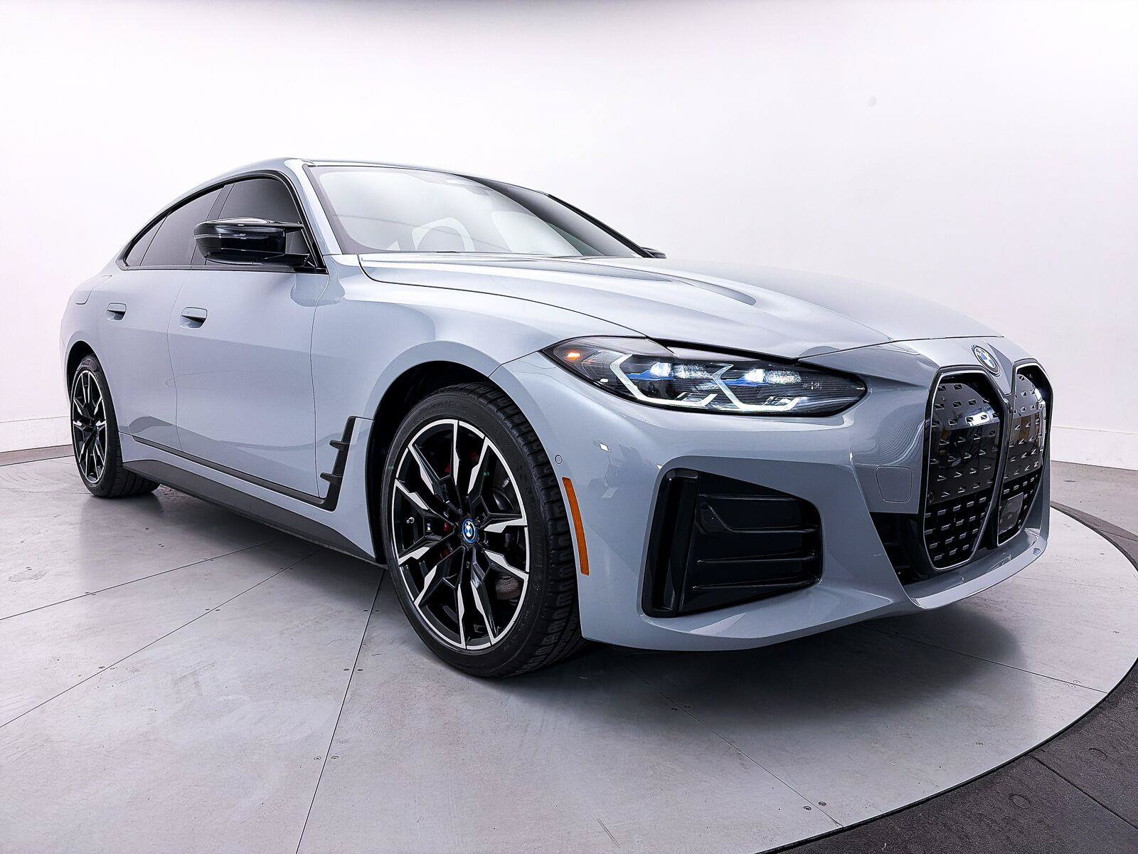 Used 2024 BMW i4 M50 AWD/4WD image 13