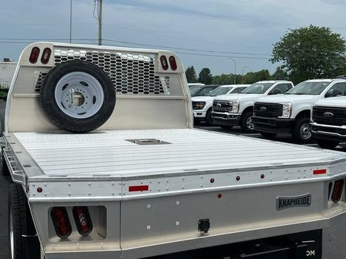New 2026 Ford F550 4x4 Crew Cab image 7