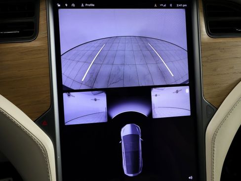 Used 2019 Tesla Model X Performance image 7