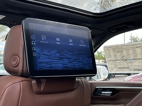 New 2026 Chevrolet Tahoe High Country image 15